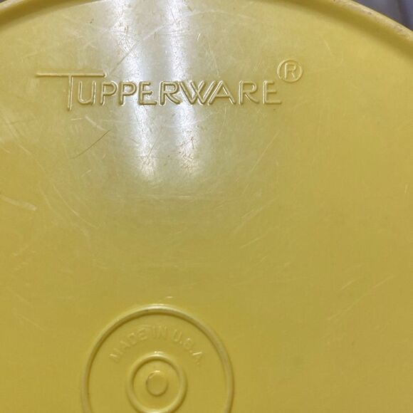 Vintage Tupperware 805-6 Sunshine Yellow Decorative Bin - Picture 4 of 16